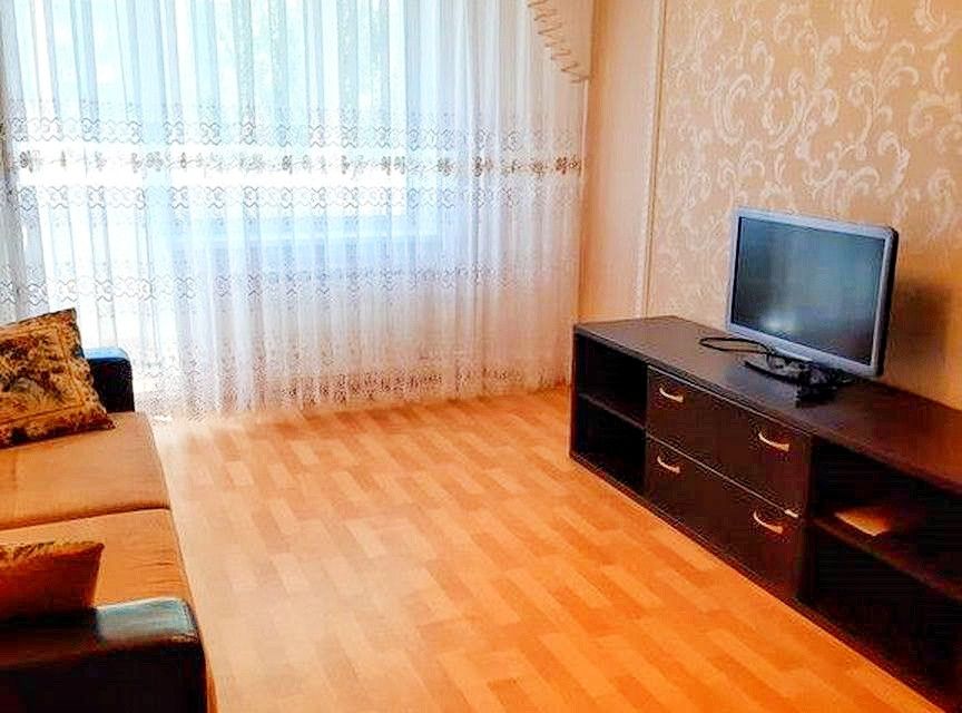Сдаётся 2-комнатная квартира, 54 м²