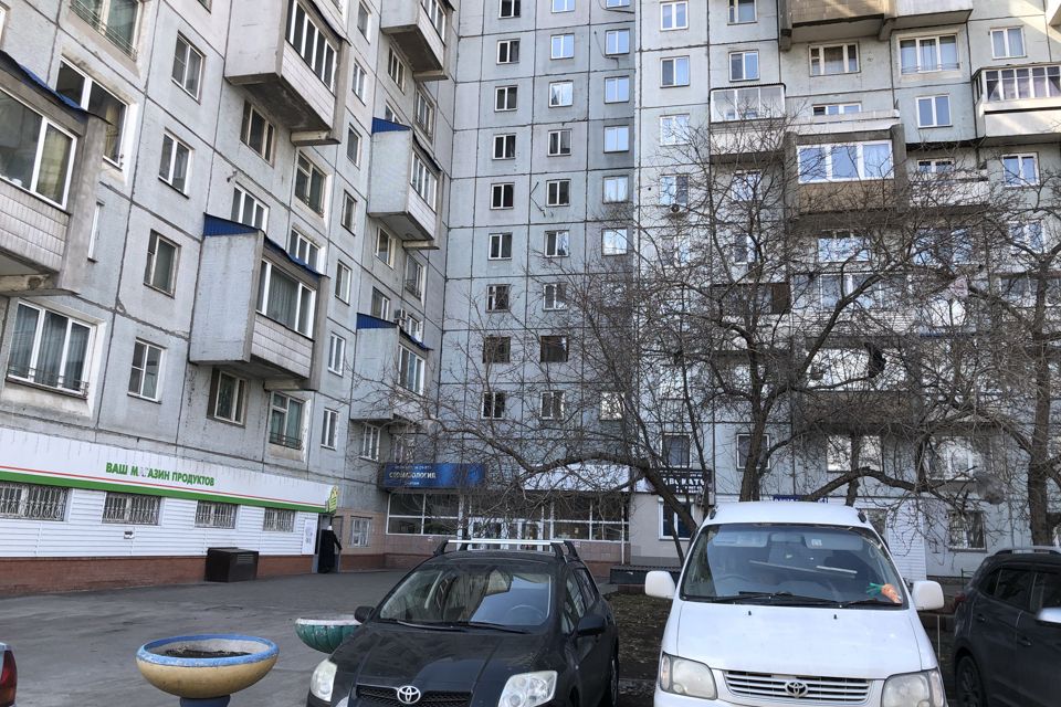 Продаётся 4-комнатная квартира, 115 м²