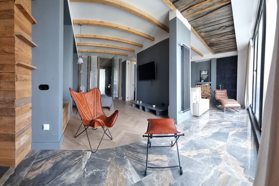 Продаётся 3-комнатная квартира, 123.5 м²