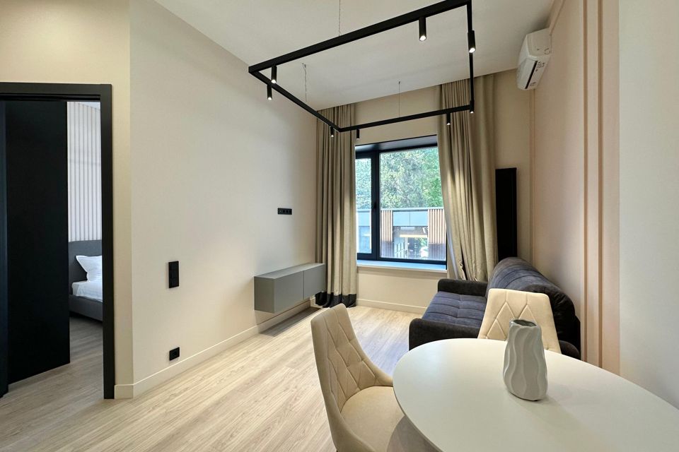 Продаётся 1-комнатная квартира, 35.7 м²