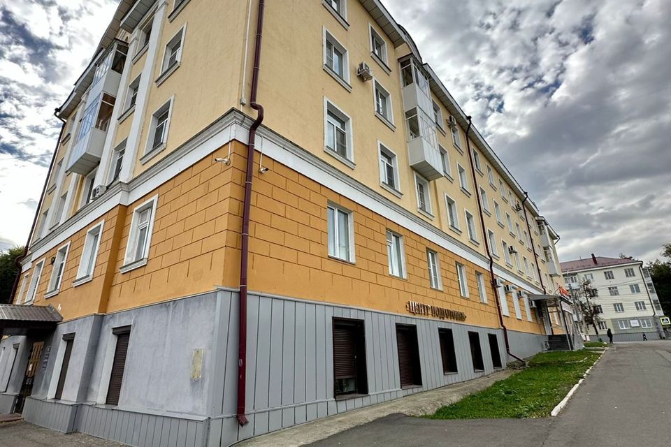 Продаётся 2-комнатная квартира, 56 м²