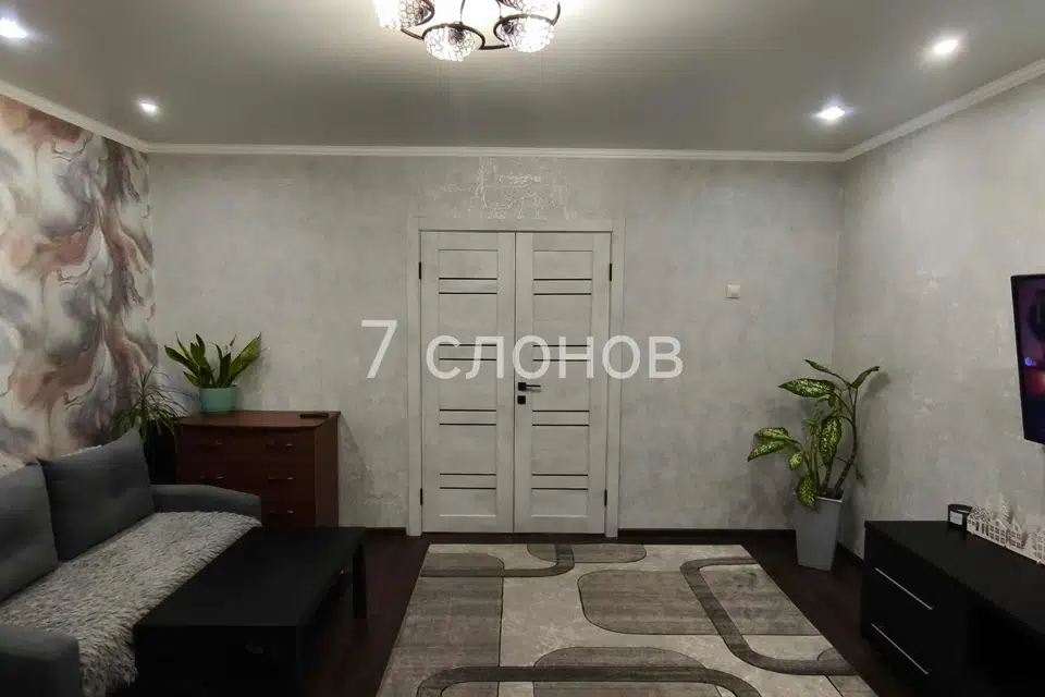 Продаётся 3-комнатная квартира, 65.9 м²