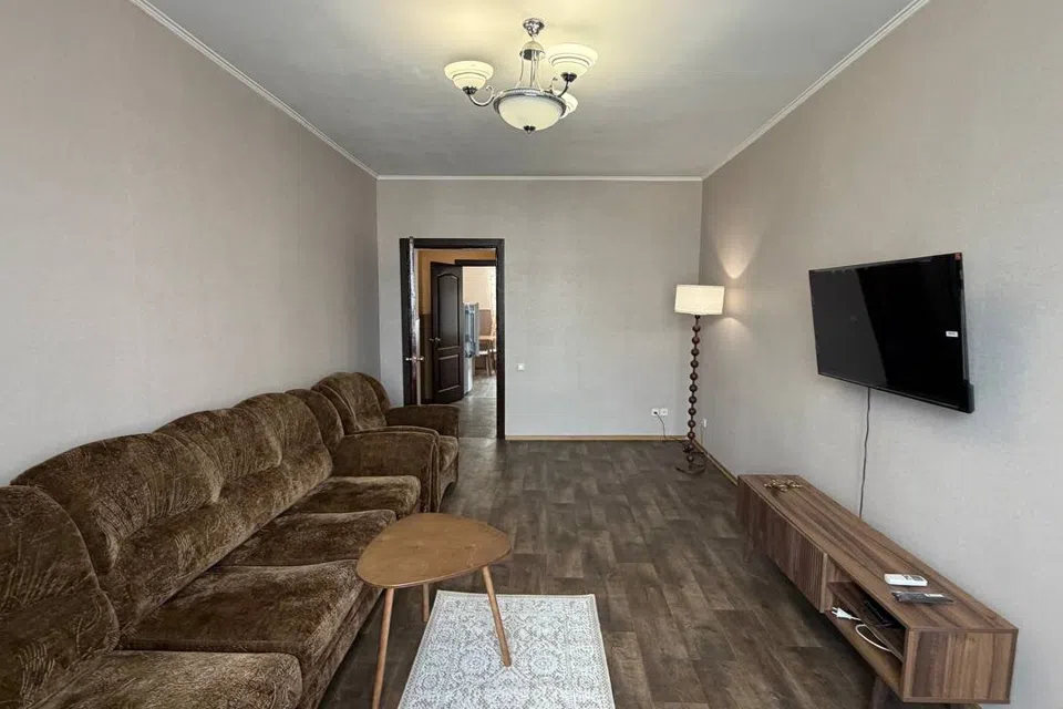 Сдаётся 2-комнатная квартира, 54 м²