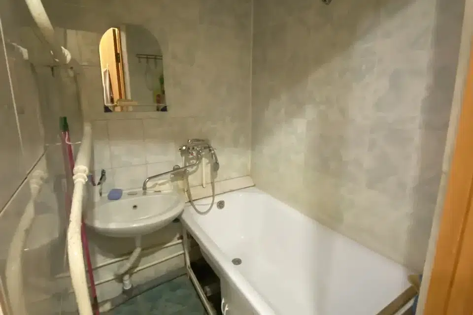 Продаётся 2-комнатная квартира, 43.8 м²