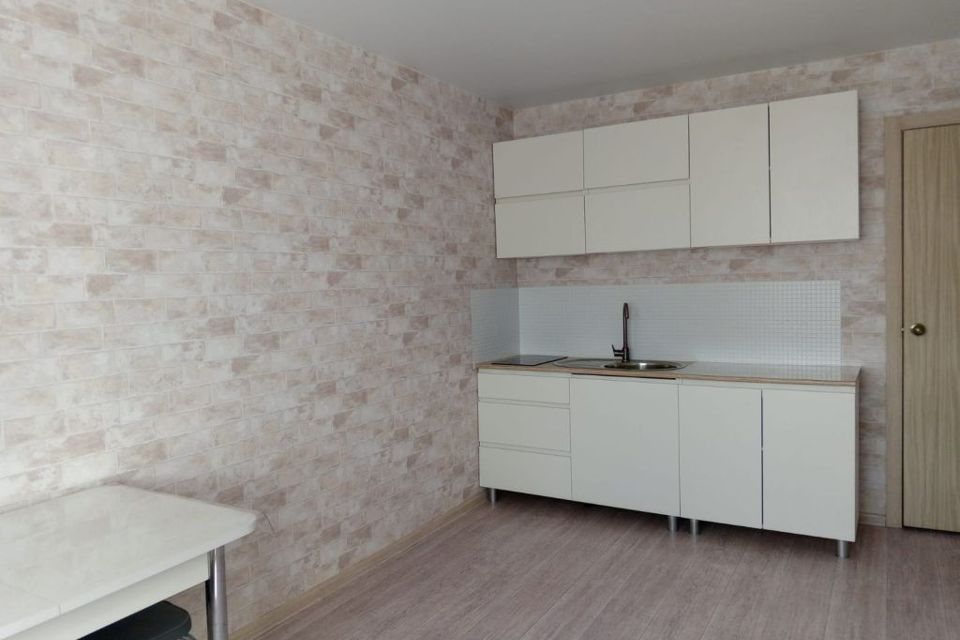 Сдаётся 2-комнатная квартира, 61 м²