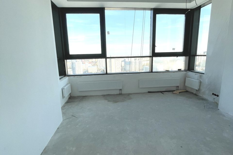 Продаётся 4-комнатная квартира, 109.1 м²