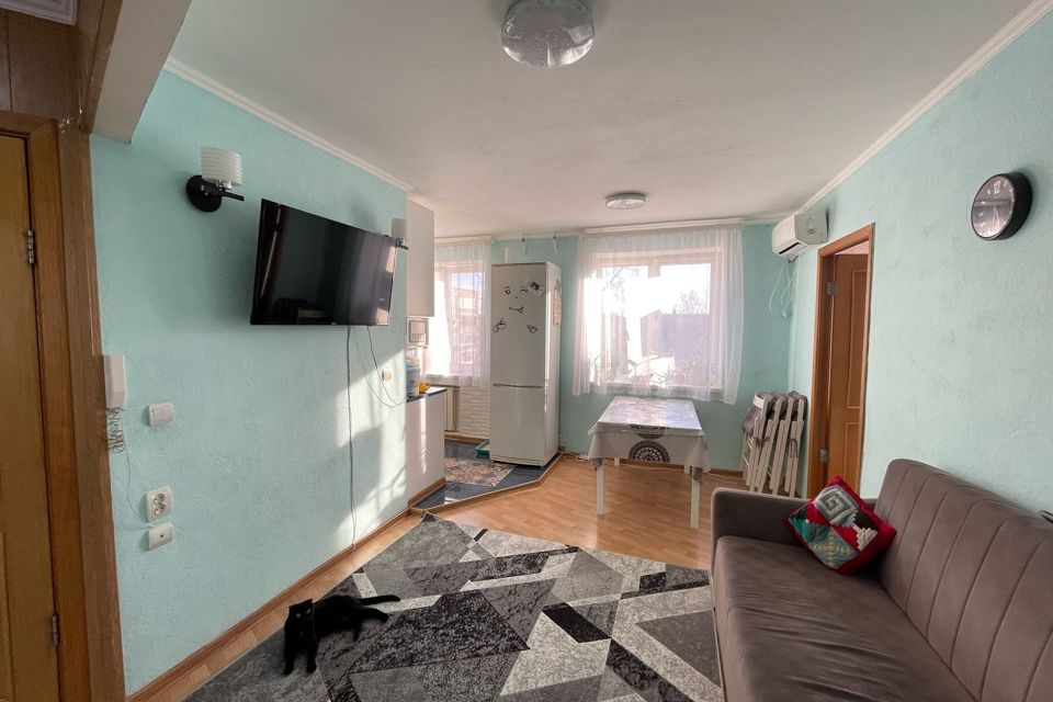 Продаётся 3-комнатная квартира, 57.1 м²
