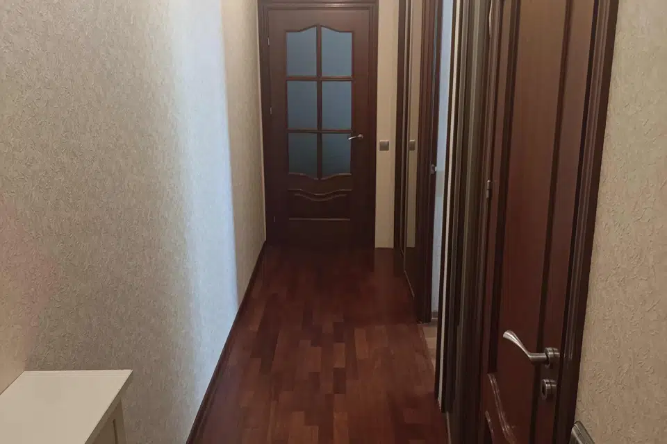 Продаётся 3-комнатная квартира, 60.2 м²