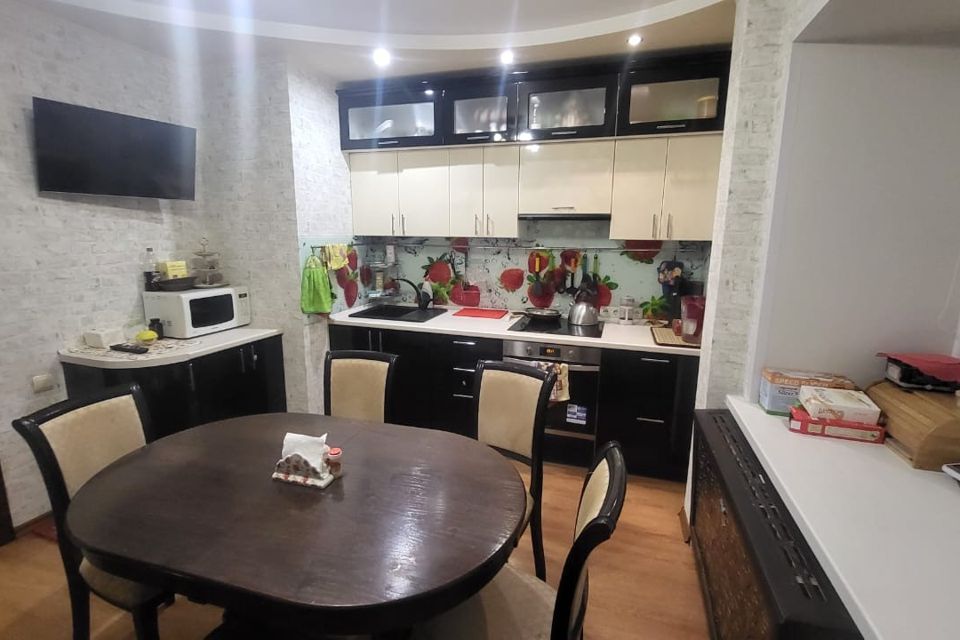Продаётся 3-комнатная квартира, 73.4 м²