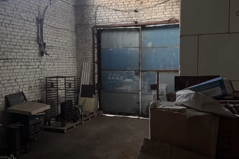 Продаётся помещение своб. назначения, 425 м²