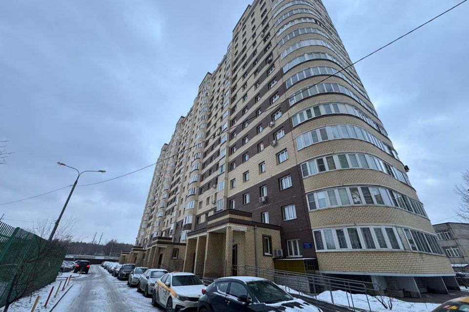 Продаётся 2-комнатная квартира, 55.9 м²