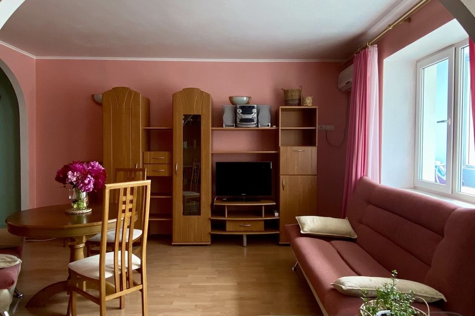 Продаётся 1-комнатная квартира, 41.1 м²