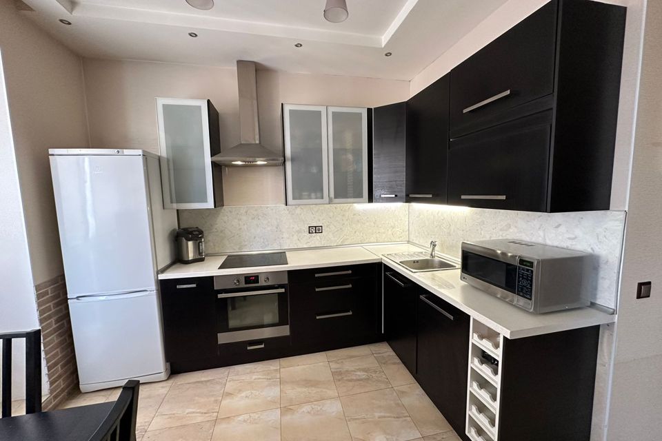 Продаётся 1-комнатная квартира, 47 м²