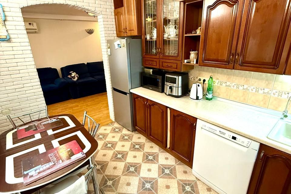 Продаётся 4-комнатная квартира, 84 м²