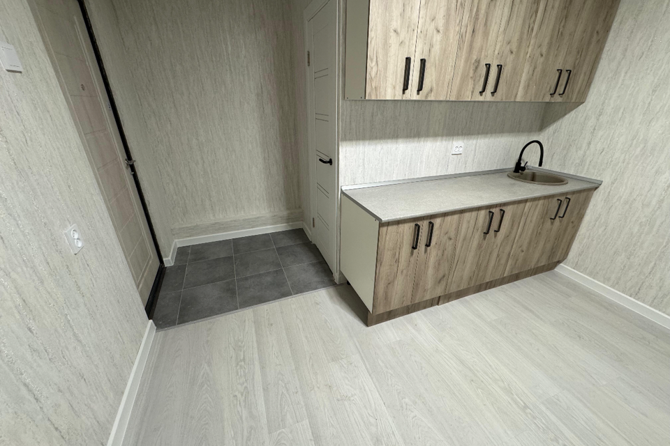 Продаётся комната в 1-комн. квартире, 16 м²