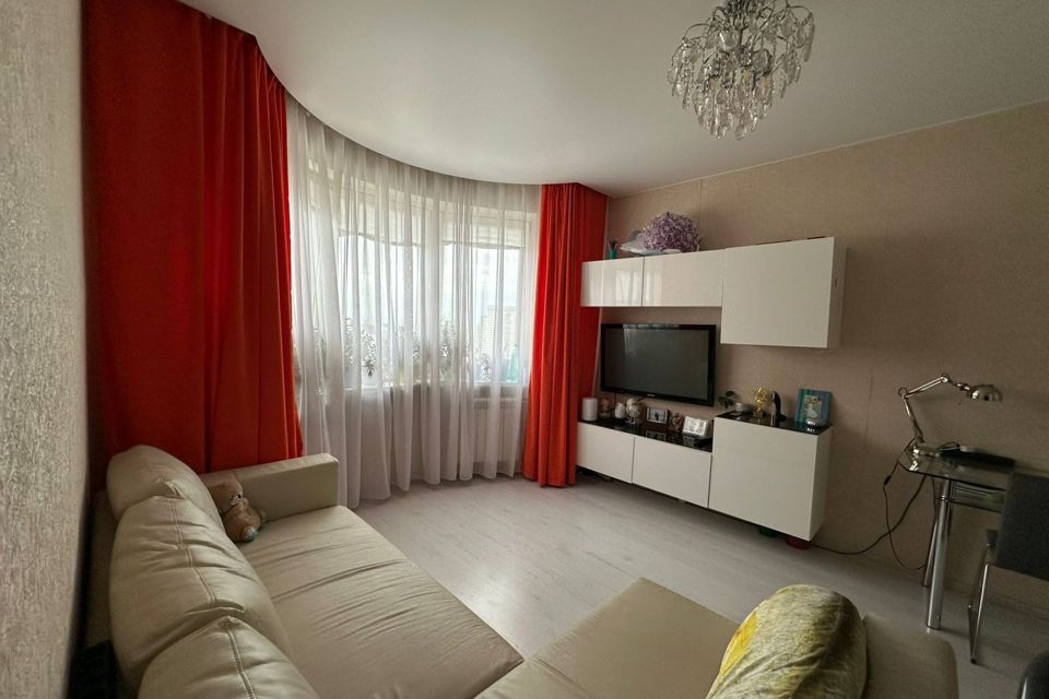Продаётся 1-комнатная квартира, 36.8 м²