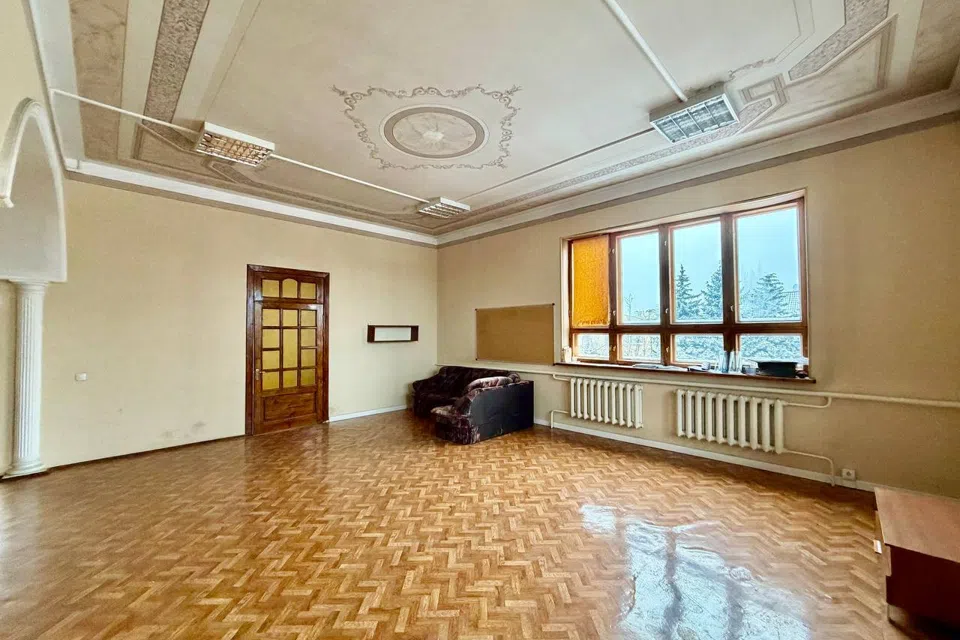 Продаётся 3-этажный дом, 501 м²