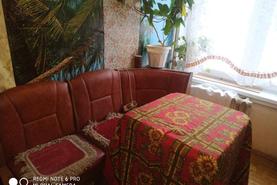 Продаётся 3-комнатная квартира, 62.4 м²