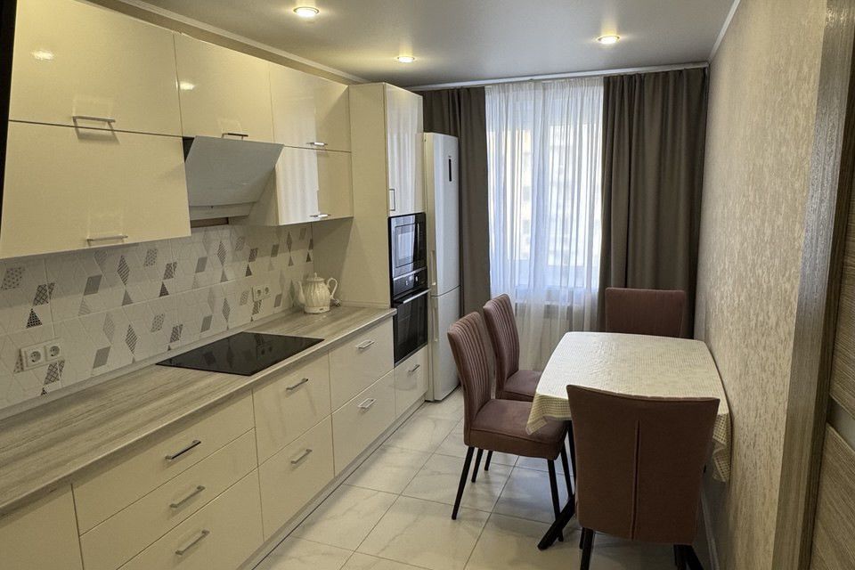 Продаётся 1-комнатная квартира, 36.7 м²