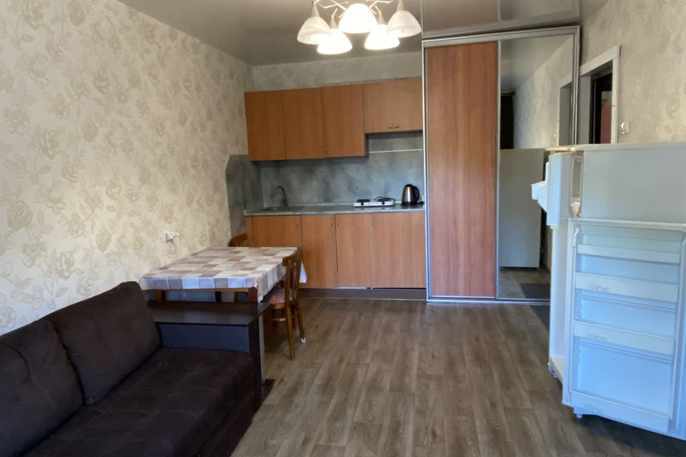 Продаётся комната в 1-комн. квартире, 18 м²