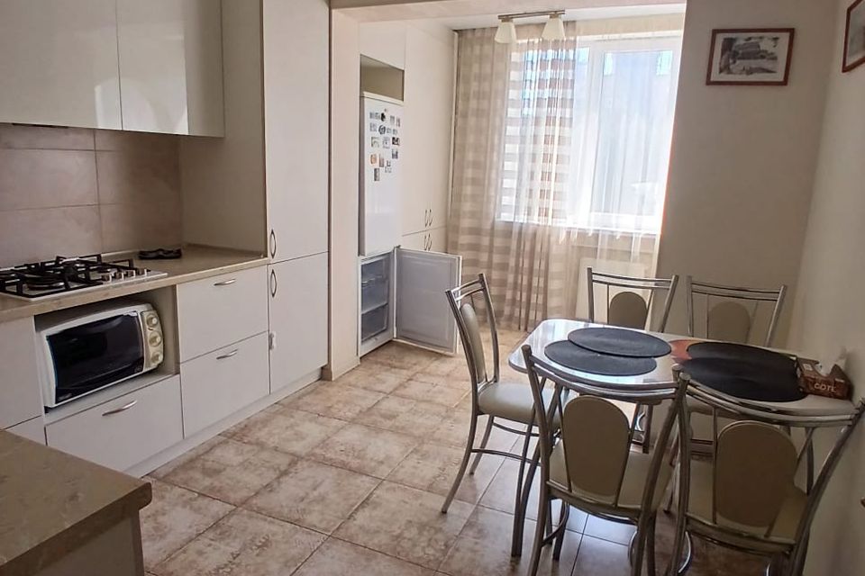 Продаётся 3-комнатная квартира, 85 м²