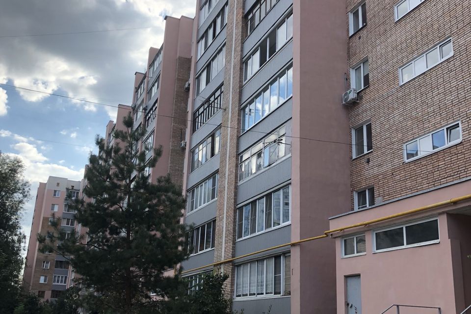 Продаётся 4-комнатная квартира, 72.9 м²