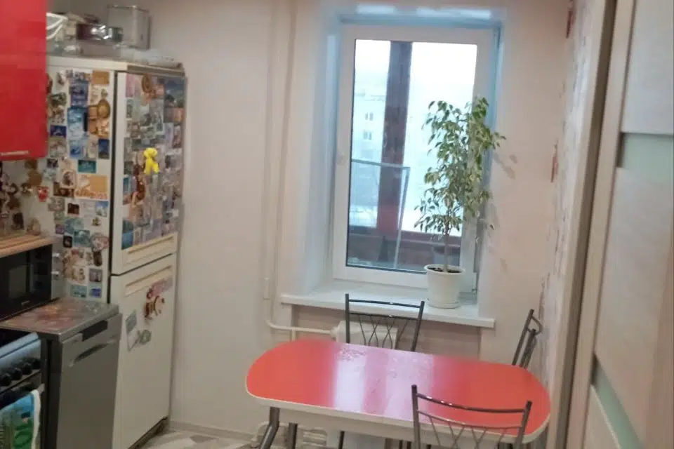 Продаётся 3-комнатная квартира, 57.8 м²
