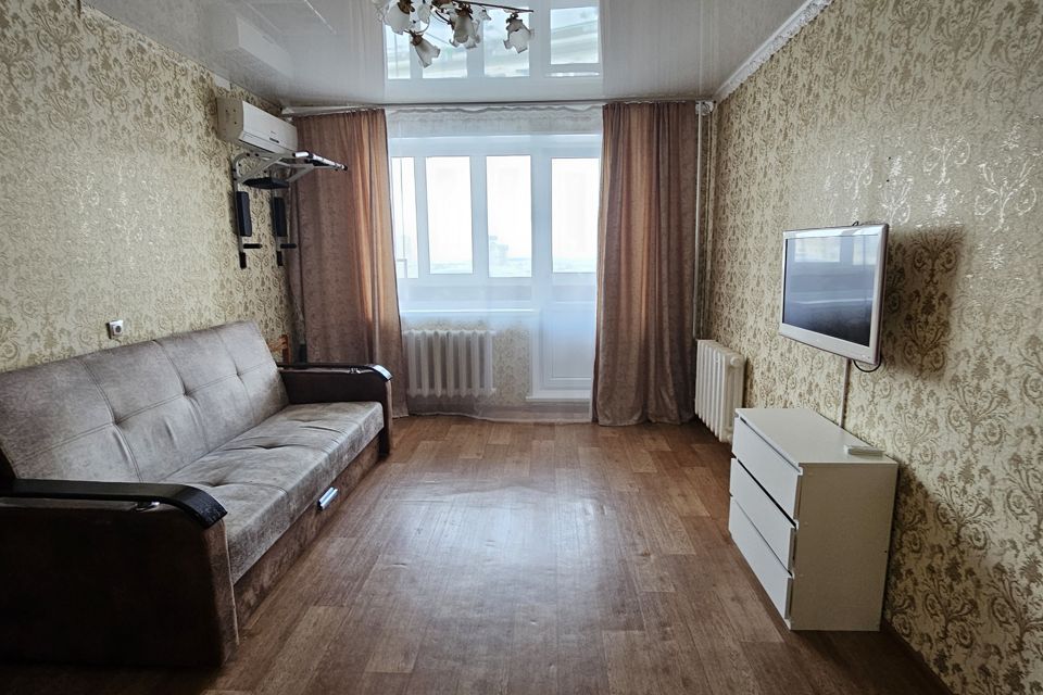 Продаётся 4-комнатная квартира, 82.6 м²