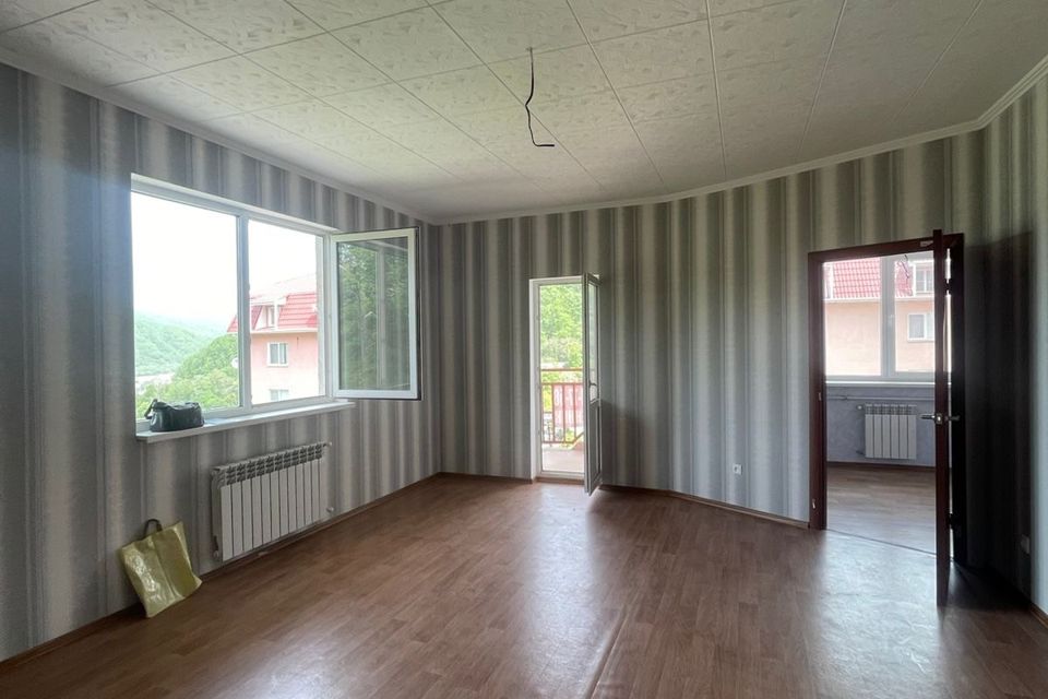 Продаётся 2-комнатная квартира, 43.3 м²