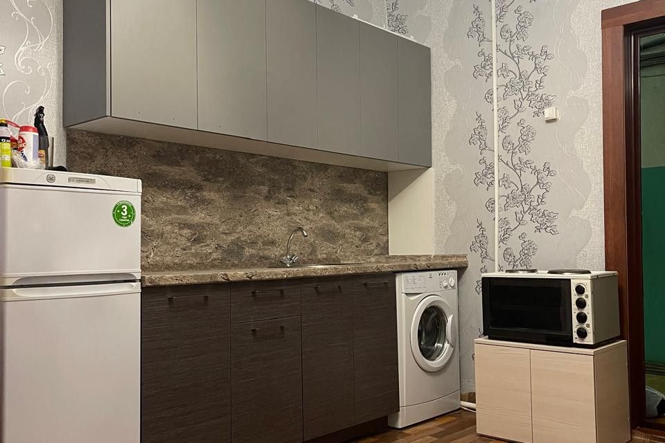 Продаётся 1-комнатная квартира, 13.8 м²