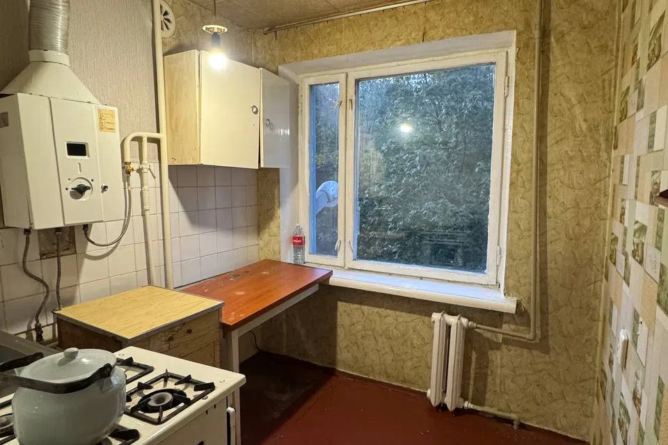 Продаётся 3-комнатная квартира, 48 м²