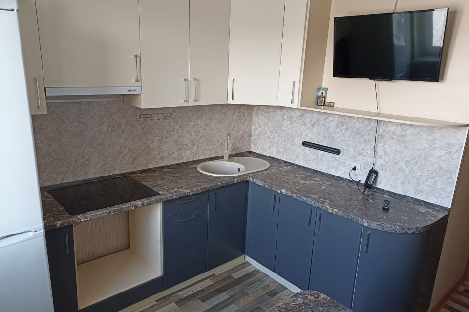Продаётся 1-комнатная квартира, 43 м²
