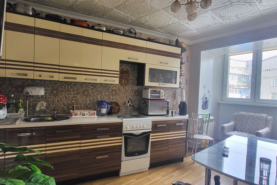 Продаётся 3-комнатная квартира, 65.2 м²