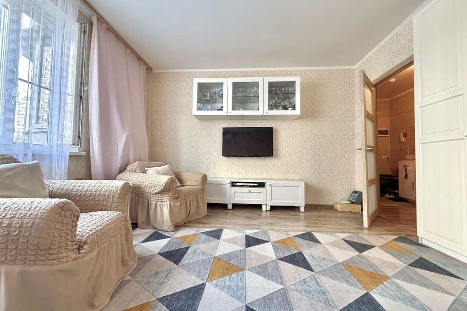 Продаётся 2-комнатная квартира, 56 м²