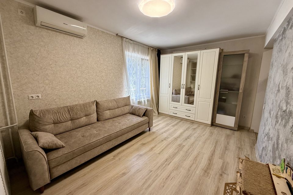 Продаётся 1-комнатная квартира, 35 м²