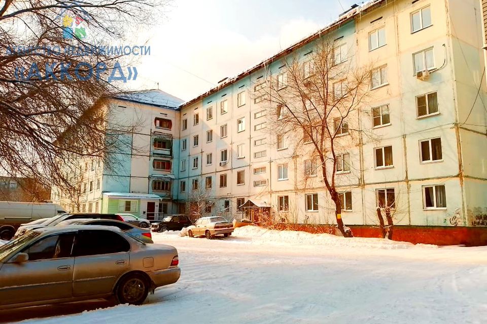 Продаётся комната в 5-комн. квартире, 16.3 м²
