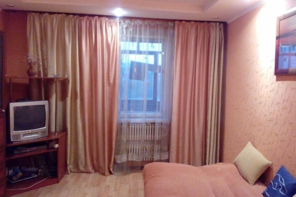 Продаётся 2-комнатная квартира, 56 м²