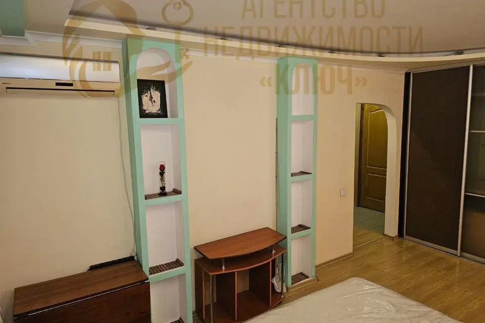 Продаётся 1-комнатная квартира, 35.8 м²