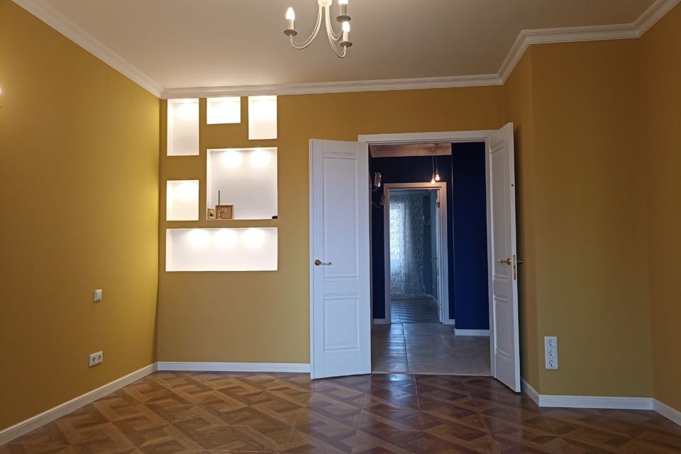 Продаётся 2-комнатная квартира, 70.8 м²