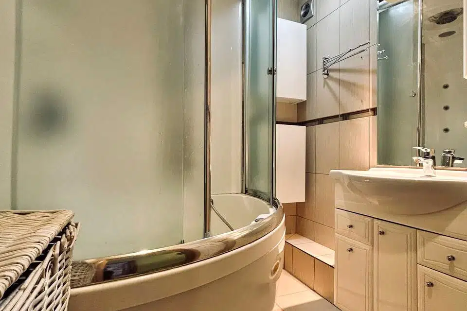 Продаётся 3-комнатная квартира, 80 м²