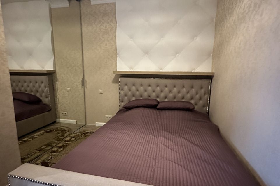Продаётся 1-комнатная квартира, 49 м²