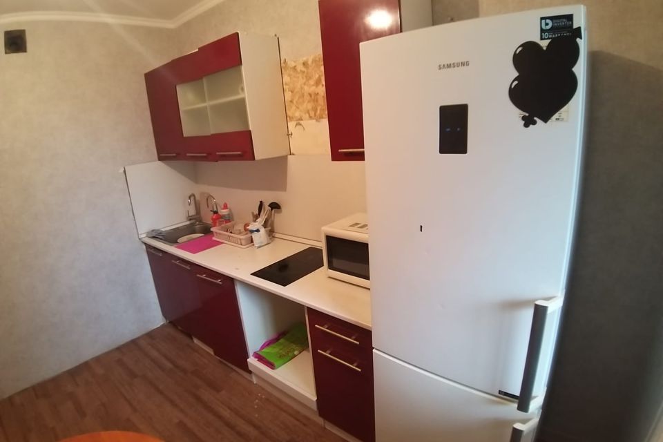 Продаётся 1-комнатная квартира, 43 м²