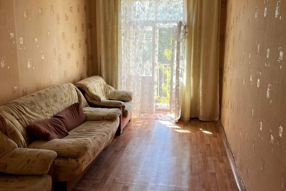 Продаётся 3-комнатная квартира, 77 м²
