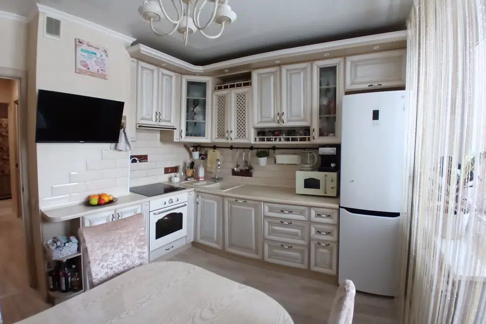 Продаётся 4-комнатная квартира, 98 м²