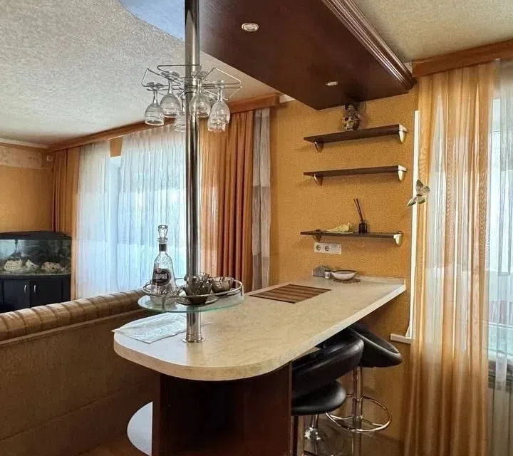 Продаётся 3-комнатная квартира, 73 м²