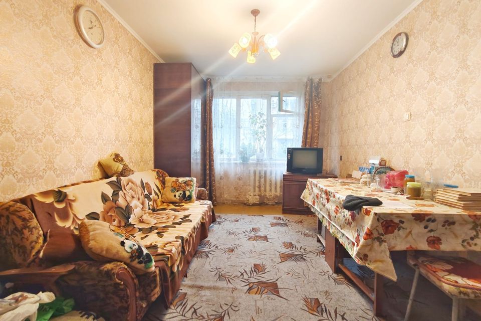 Продаётся 3-комнатная квартира, 58.3 м²