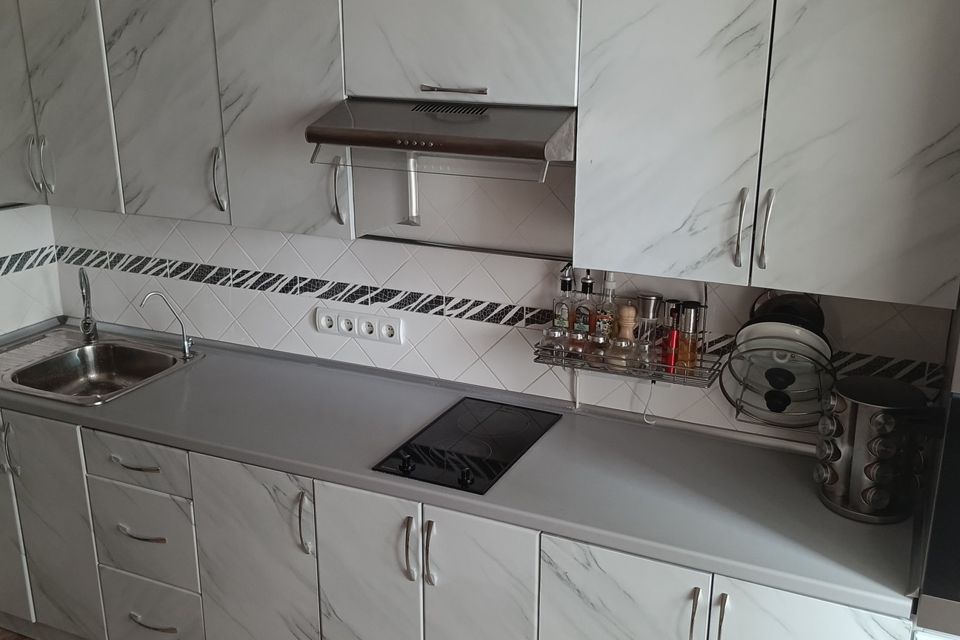 Продаётся 1-комнатная квартира, 39.7 м²