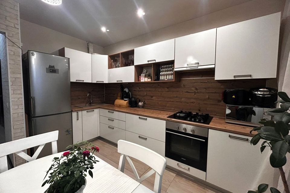 Продаётся 2-комнатная квартира, 55.4 м²
