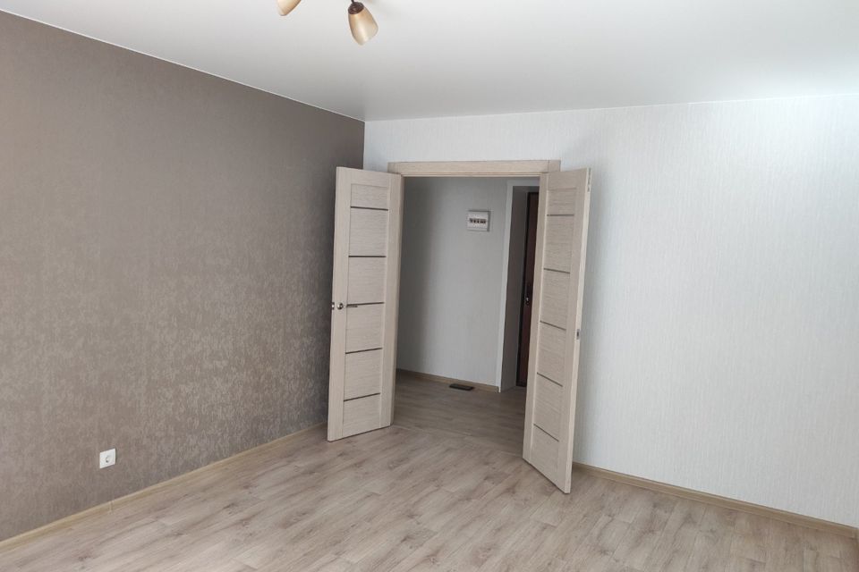 Продаётся 1-комнатная квартира, 38 м²