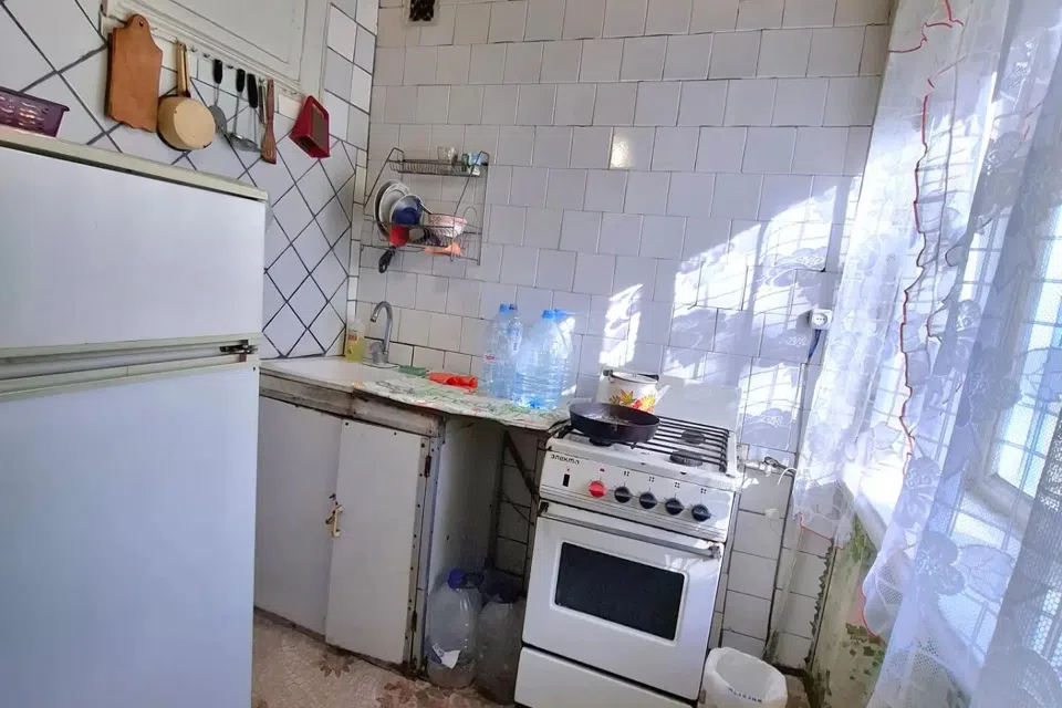 Продаётся 4-комнатная квартира, 60 м²